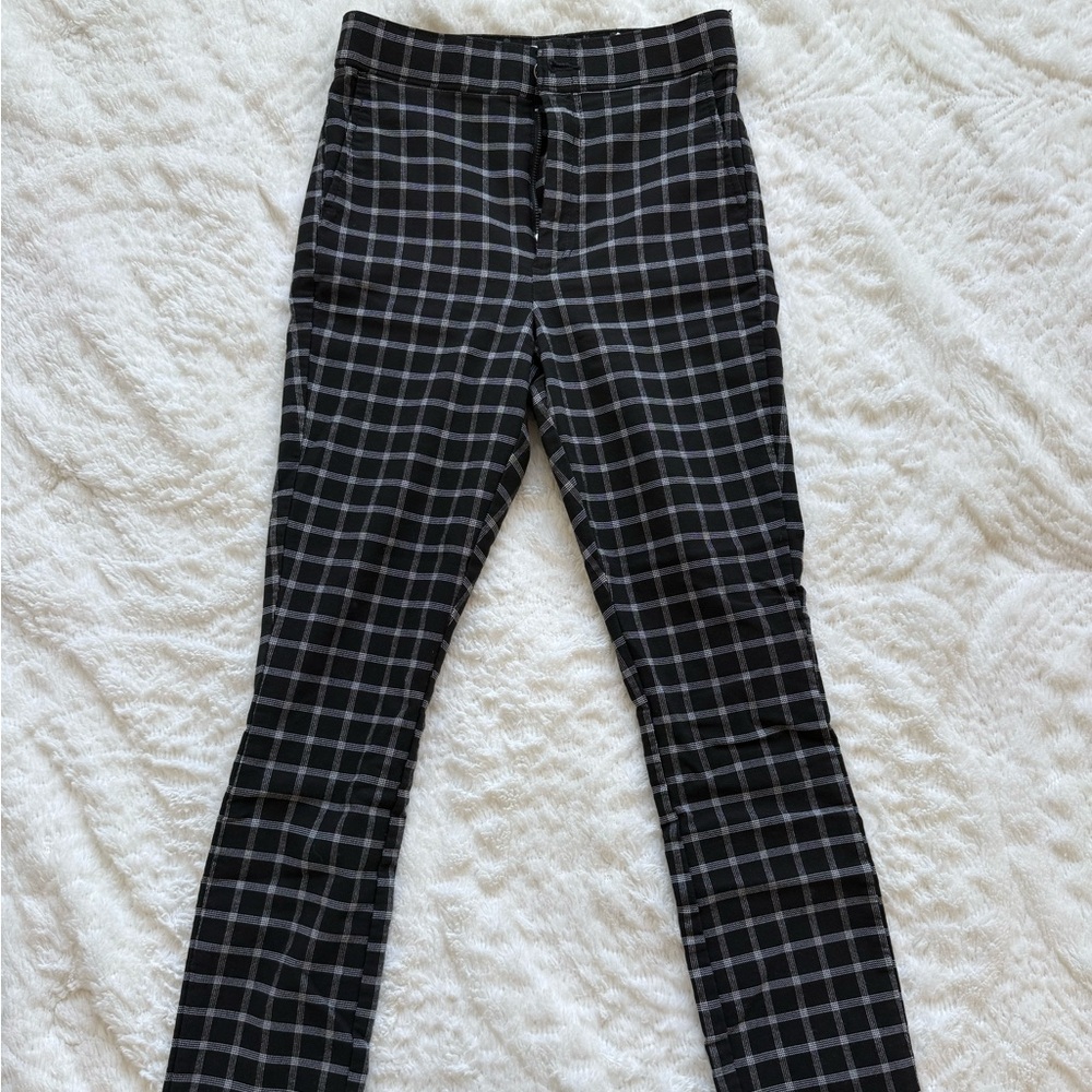 Hollister Ultra High-Rise Checkered Work Pants – Trendy Office Chic